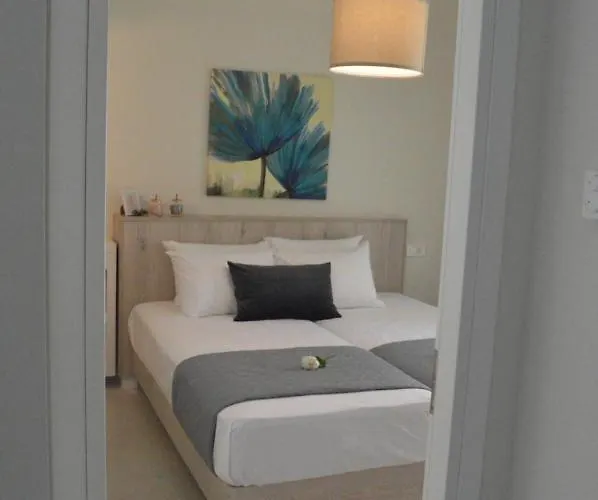 アパート Leonidas House ハニア