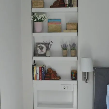 Apartamento Leonidas House *